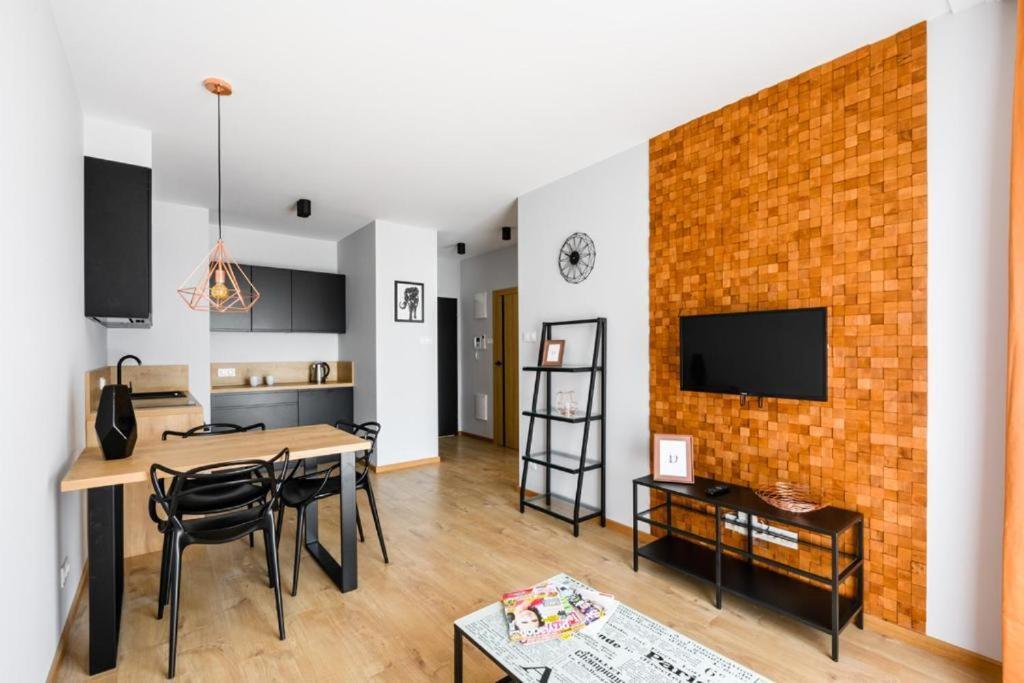 ורשה Grzybowska Residence Inter-Apartments מראה חיצוני תמונה