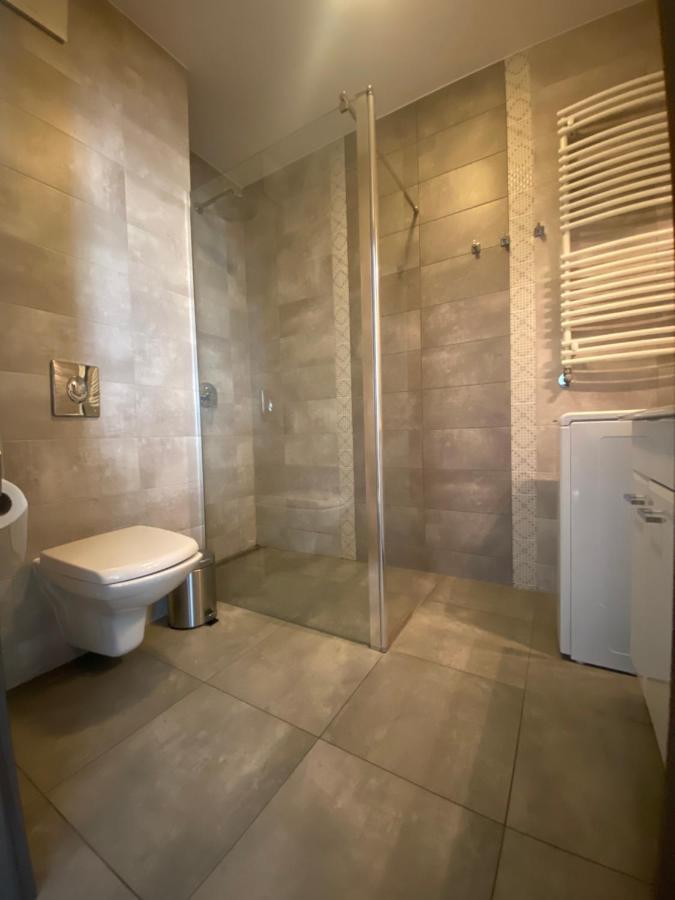 ורשה Grzybowska Residence Inter-Apartments מראה חיצוני תמונה