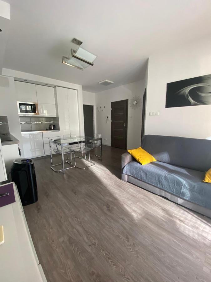 ורשה Grzybowska Residence Inter-Apartments מראה חיצוני תמונה