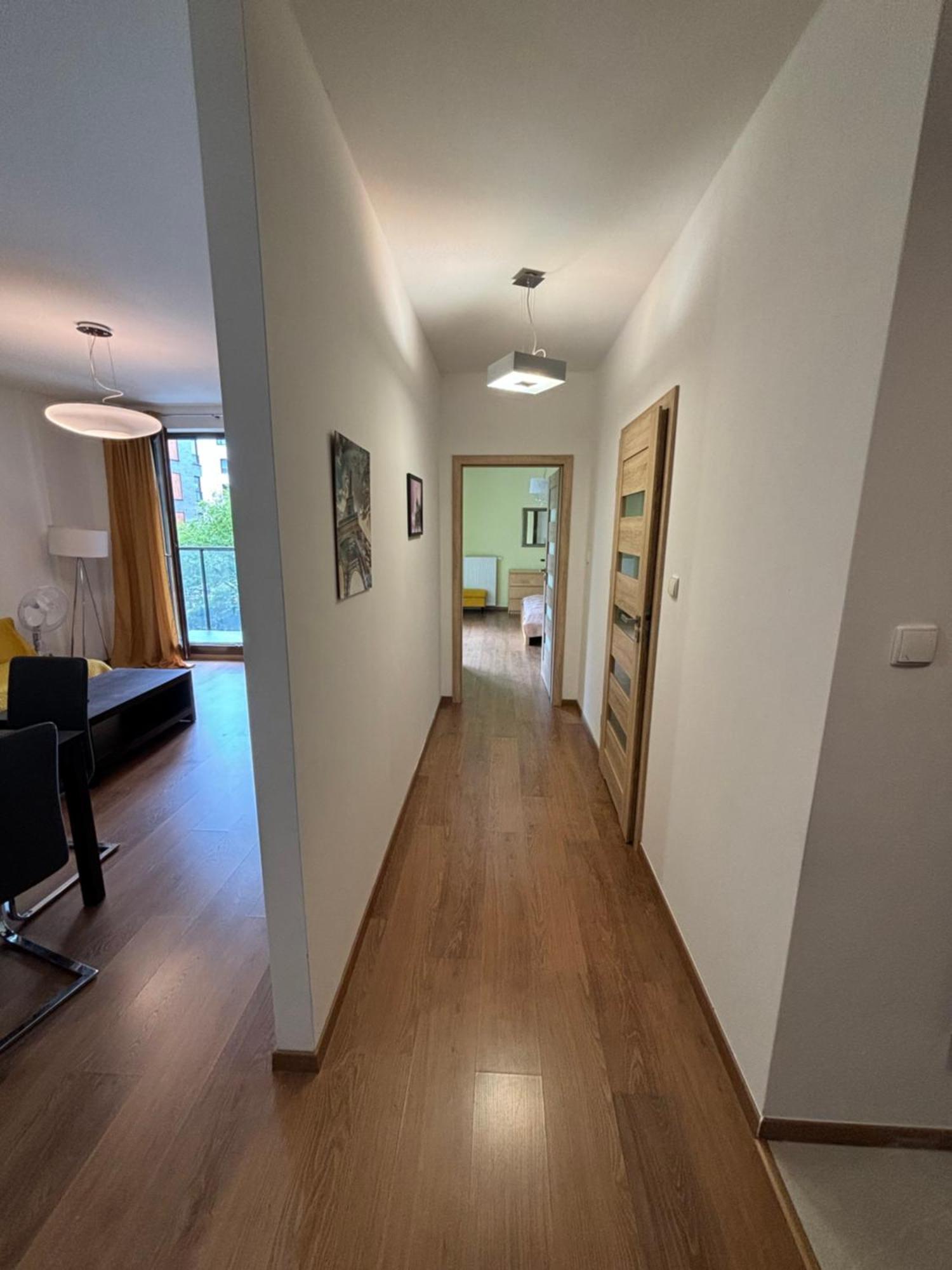 ורשה Grzybowska Residence Inter-Apartments מראה חיצוני תמונה